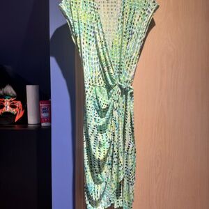 Maggy London Wrap Dress Stretch Size 4 Green Print